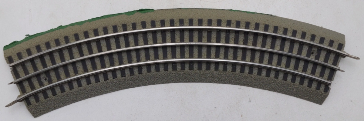 Lionel 6-12015 O-36 45-Degree Curved FasTrack Section [8] VG