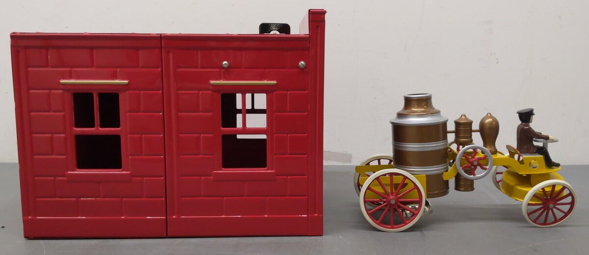 MTH 10-1003 Standard Gauge Kingsbury Fire House and Pumper VG/Box