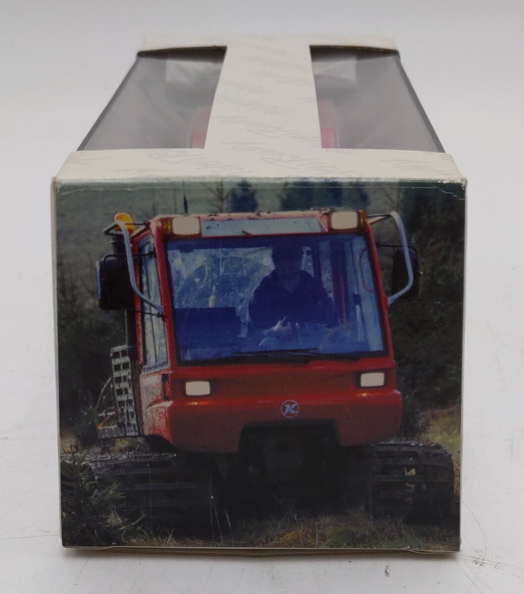 NZG 528 1:48 Scale Kässbohrer Pistenbully Canyon EX/Box