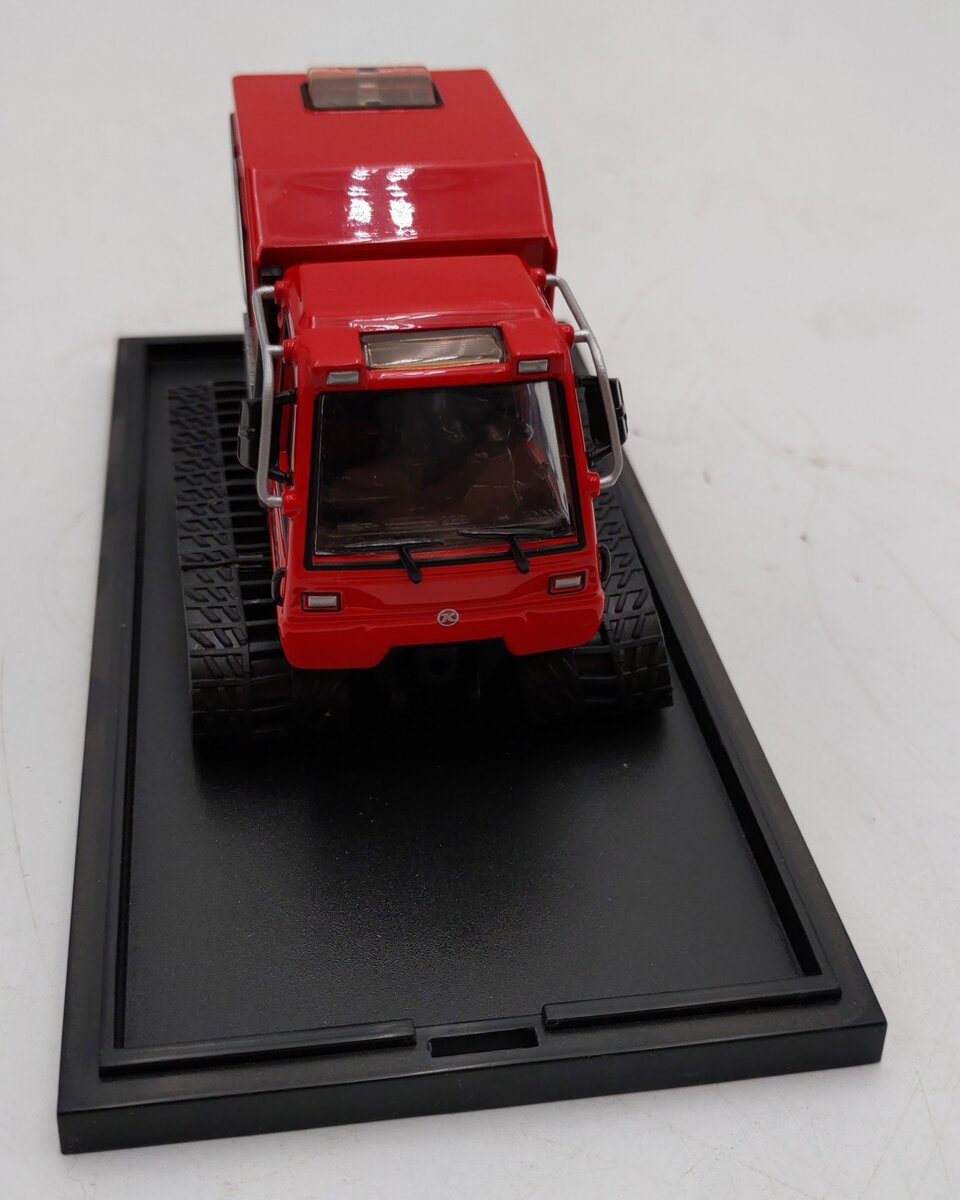 NZG 528 1:48 Scale Kässbohrer Pistenbully Canyon EX/Box