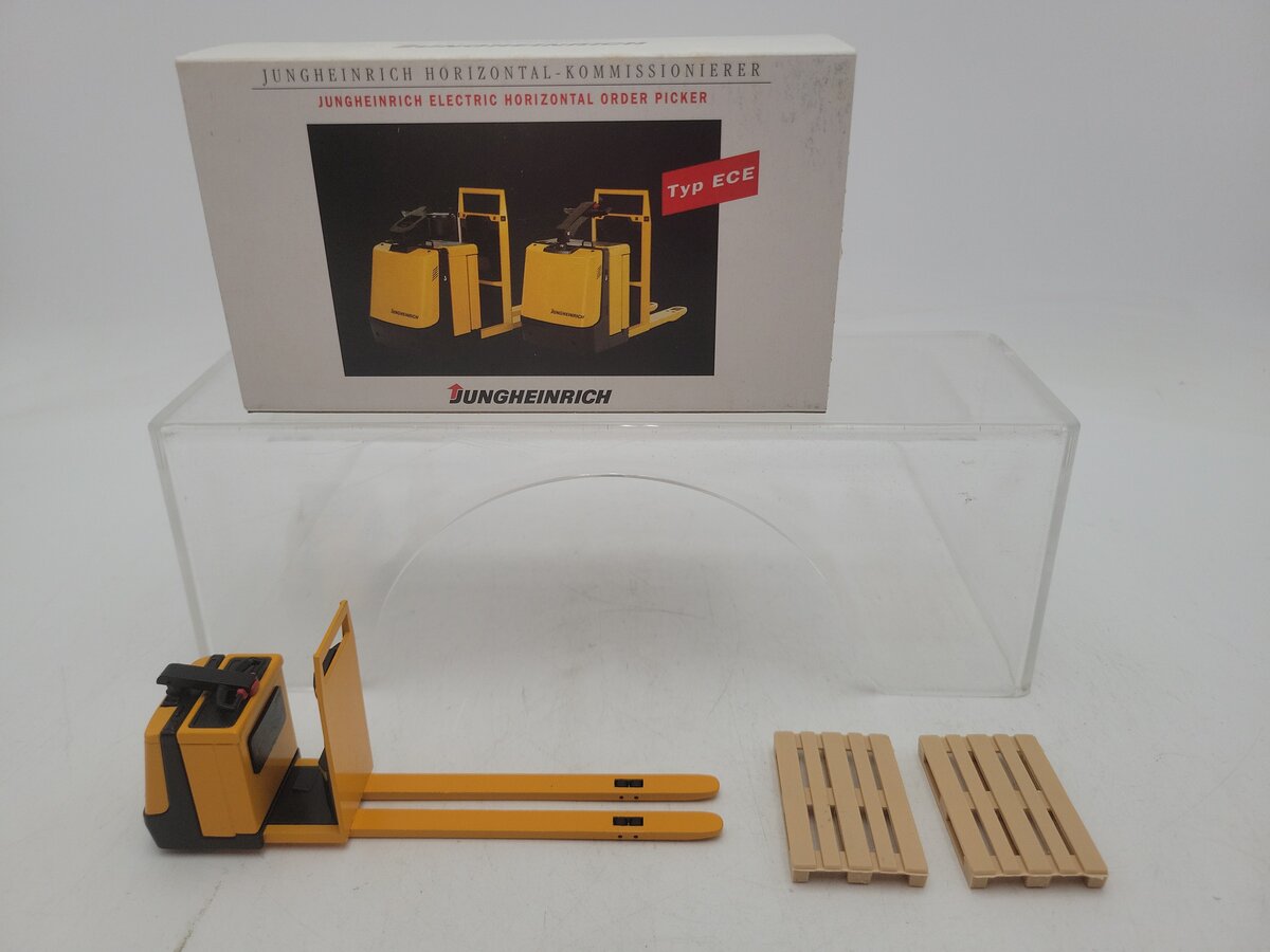 Conrad 2984 1:25 Scale Diecast Jungheinrich Electric Horizontal Picker EX/Box
