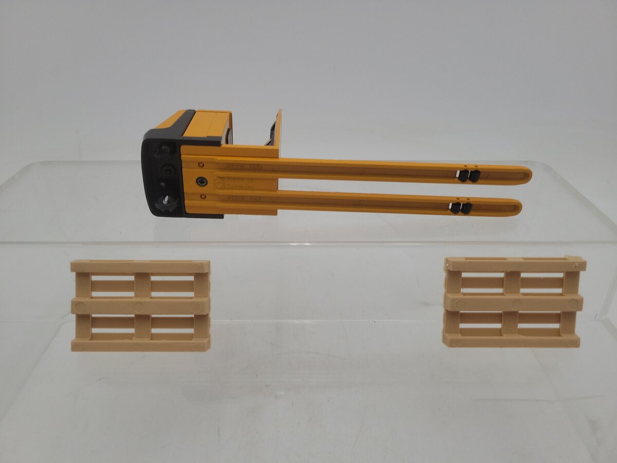 Conrad 2984 1:25 Scale Diecast Jungheinrich Electric Horizontal Picker EX/Box