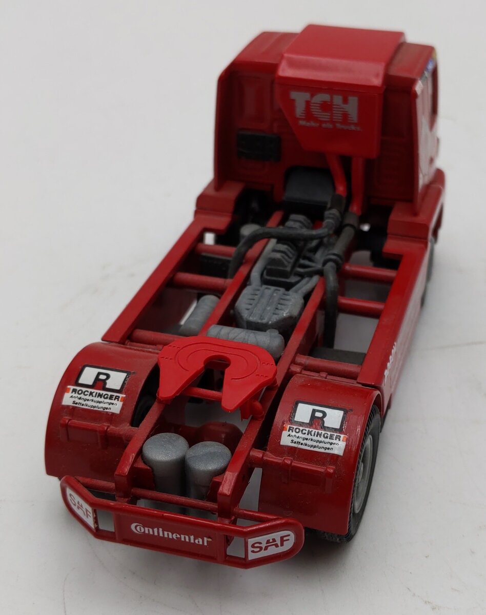 Conrad 1:50 Scale MAN-Race-Truck 809 kW EX/Box