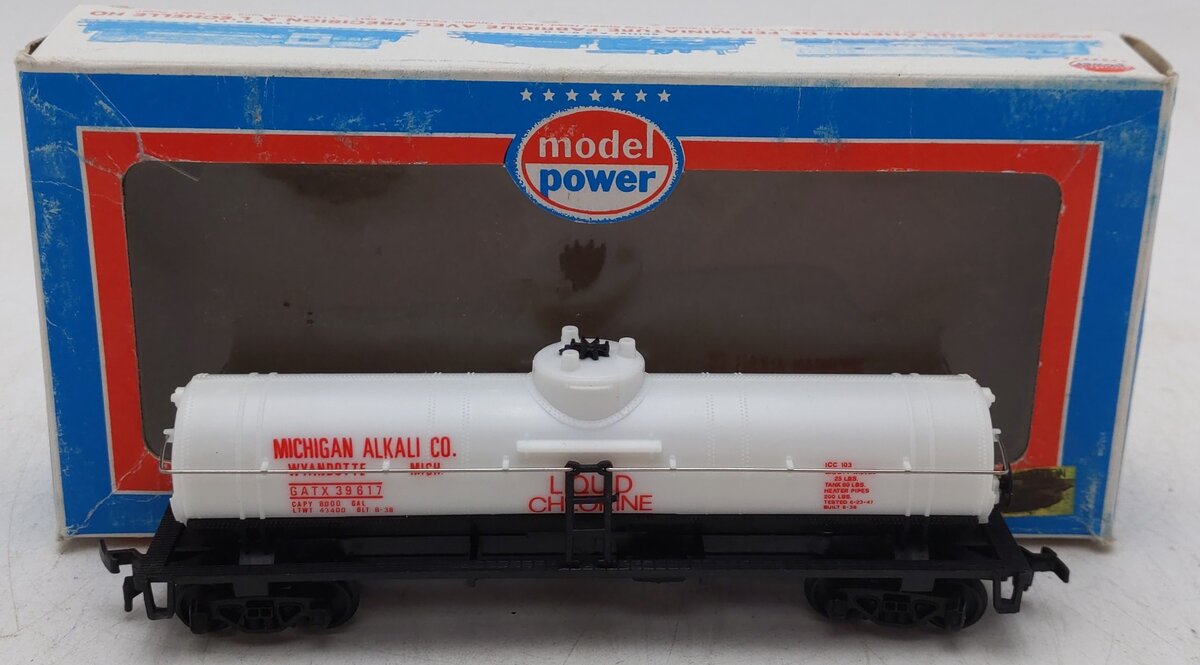 Model Power 8033 HO Scale Michigan Alkali Co. 40' Tank Car EX/Box