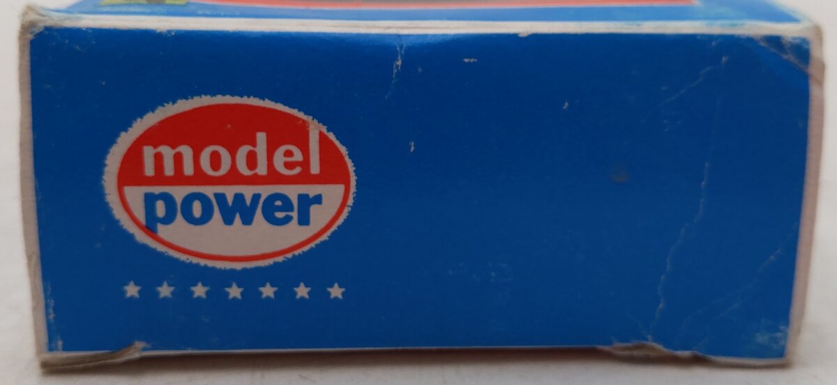 Model Power 8033 HO Scale Michigan Alkali Co. 40' Tank Car EX/Box