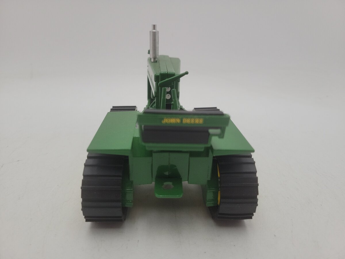 Liberty Classic 365 1:16 Scale By SpecCast John Deere Green MC Crawler Diecast EX/Box