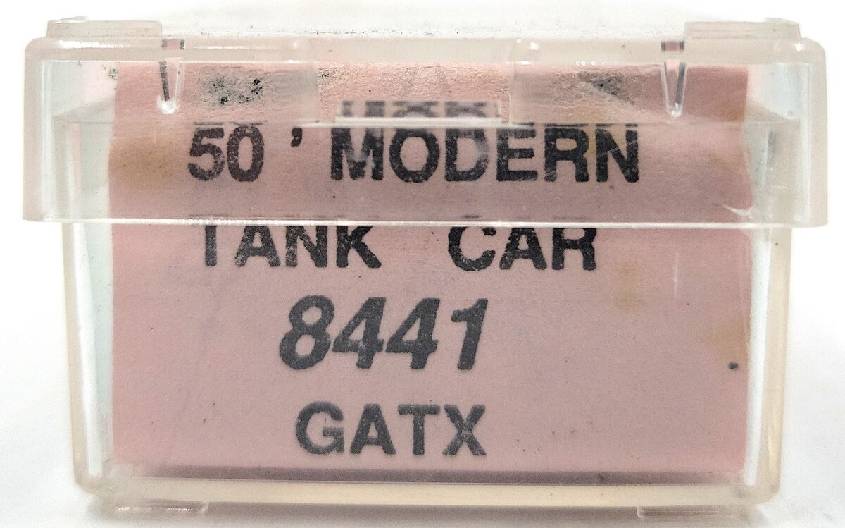 Roundhouse 8441 N Scale GATX 50' Modern Tank Car #52611 EX/Box