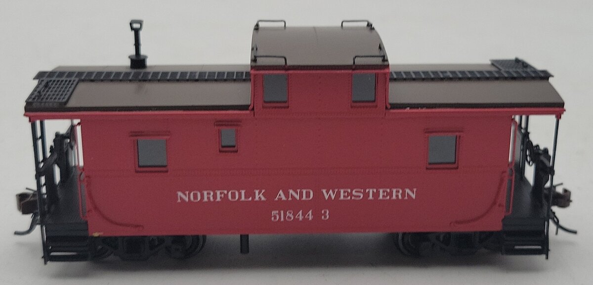 HO BRASS Norfolk and Western Caboose #518443 LN