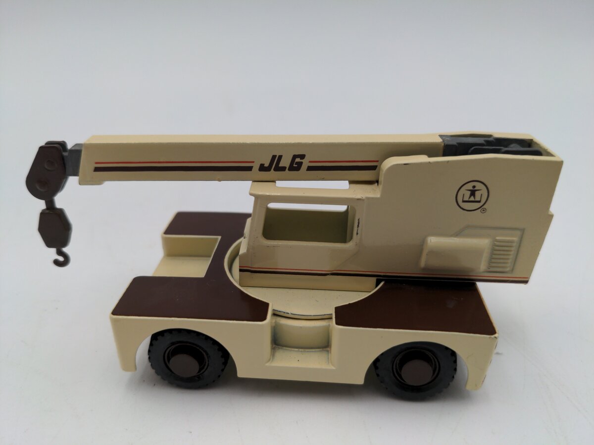 Winross 1/50 Scale Diecast JLG Telescoping Wheeled Crane EX