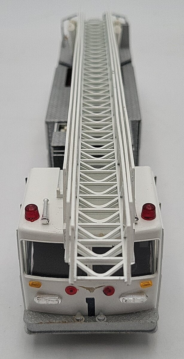 Conrad 5509 1:43 Scale City Of Miami Fire Rescue 2 Aerial Ladder Truck Diecast EX