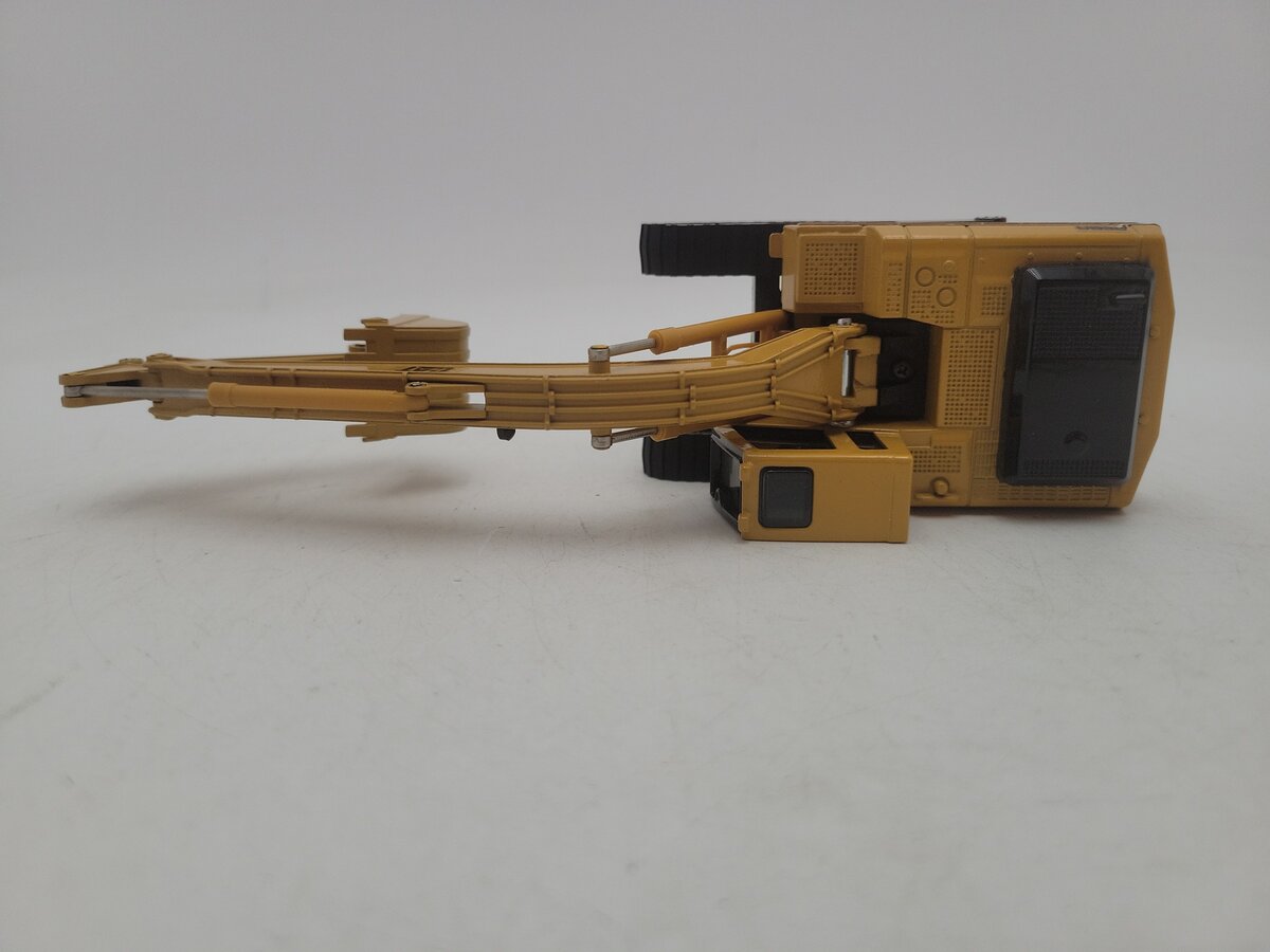 Caterpillar 325 1:50 Scale REGA CAT Mitsubishi Hydraulic Excavator Diecast EX/Box