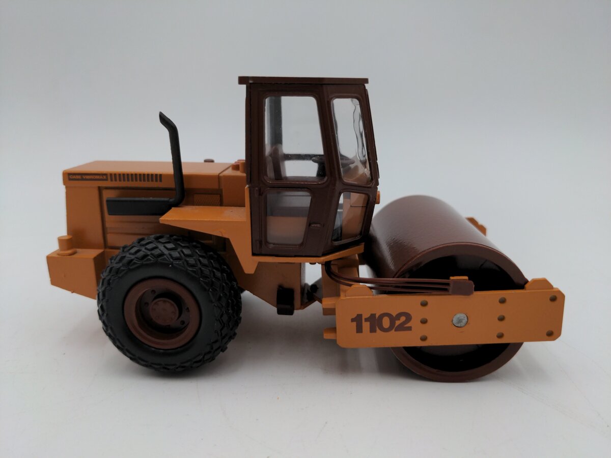 Conrad 2703 1:35 Scale Diecast 1102 Roller Compactor EX