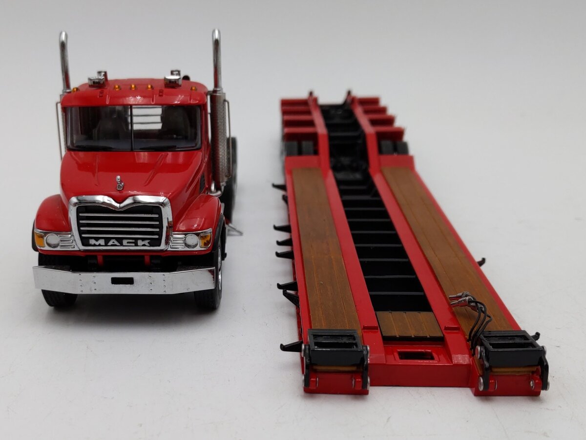 Sword Models 1:50 Scale Mack Granite with Rogers 4-Axle Flip Lowboy LN