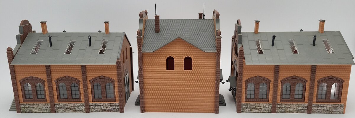 Vollmer, Faller, Kibri & Other HO Scale Assorted Buildings: 43560, 20745 [6] EX