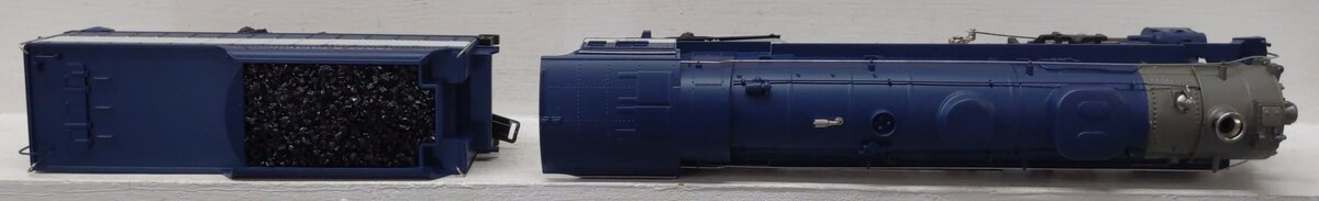 Lionel 6-18024 O Texas & Pacific L-3 4-8-2 Steam Loco & Tender #907 with Case EX/Box