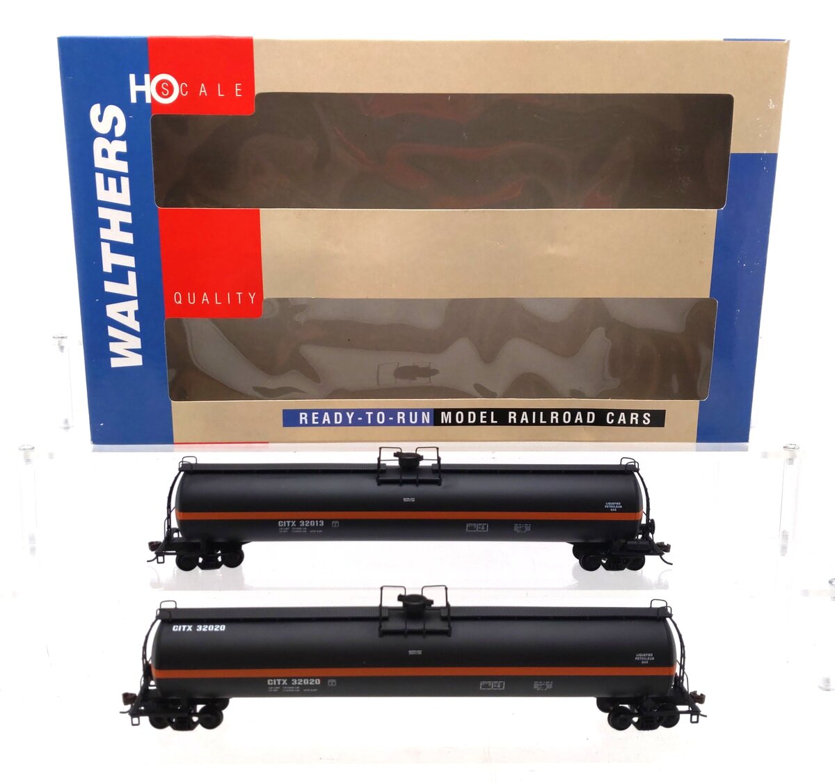 Walthers 932-27304 HO Cities Service 33,000 Gallon LPG Tank Cars (Set of 2) EX/Box