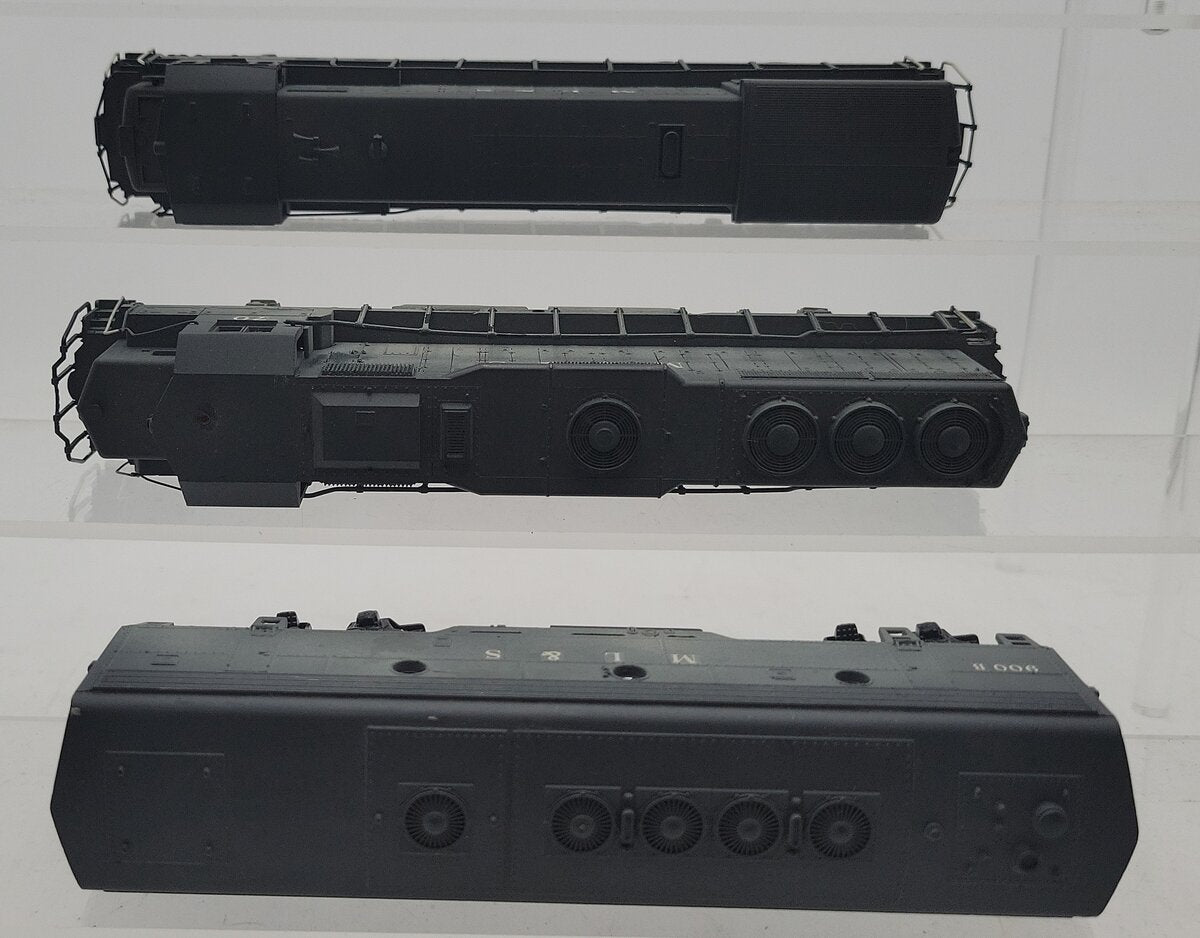 Atlas & Other HO Assorted Weathered ML&S Diesel Locomotives #70,110,900B [3]