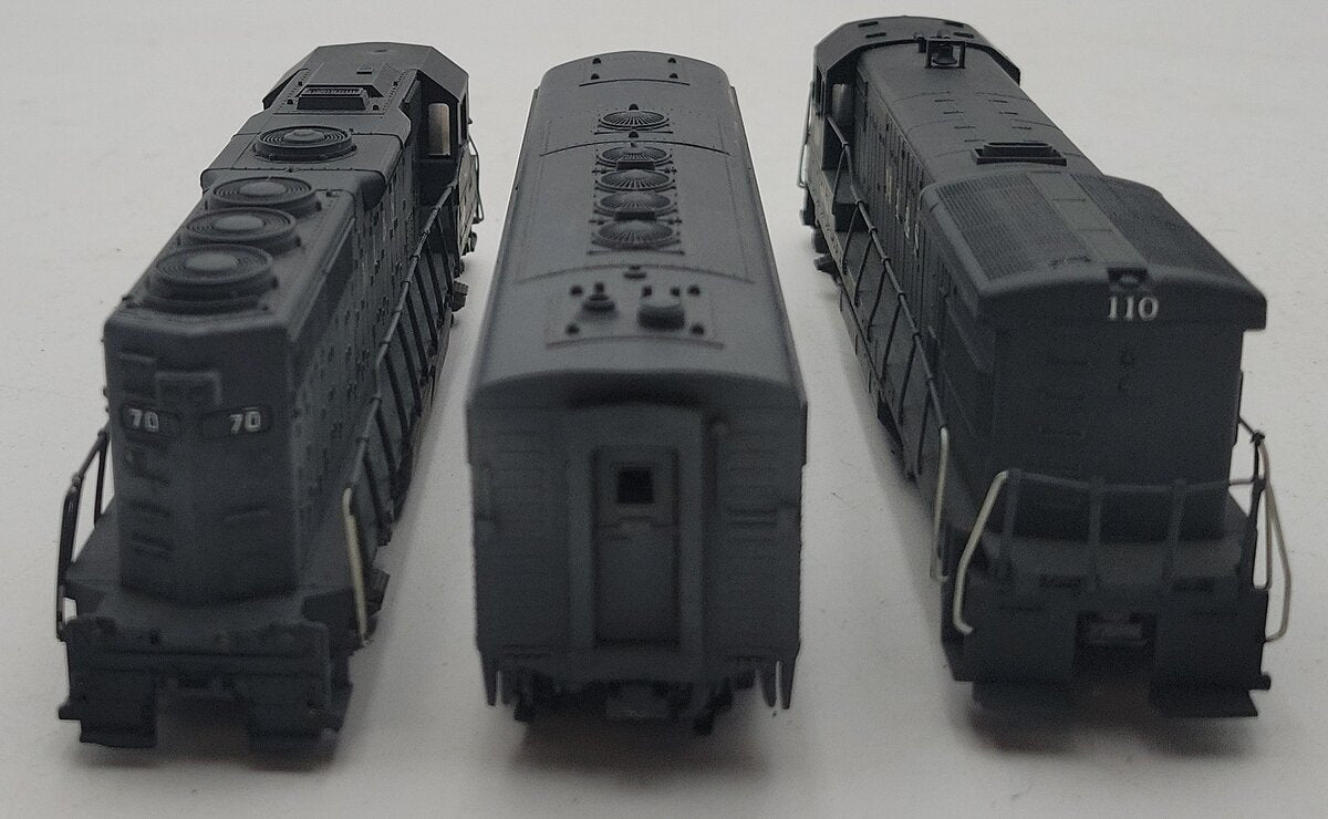 Atlas & Other HO Assorted Weathered ML&S Diesel Locomotives #70,110,900B [3]