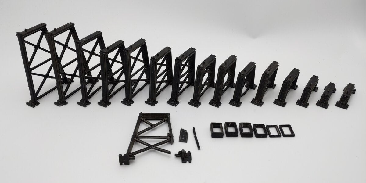 Generic O Scale Die-Cast Graduates Trestle Set