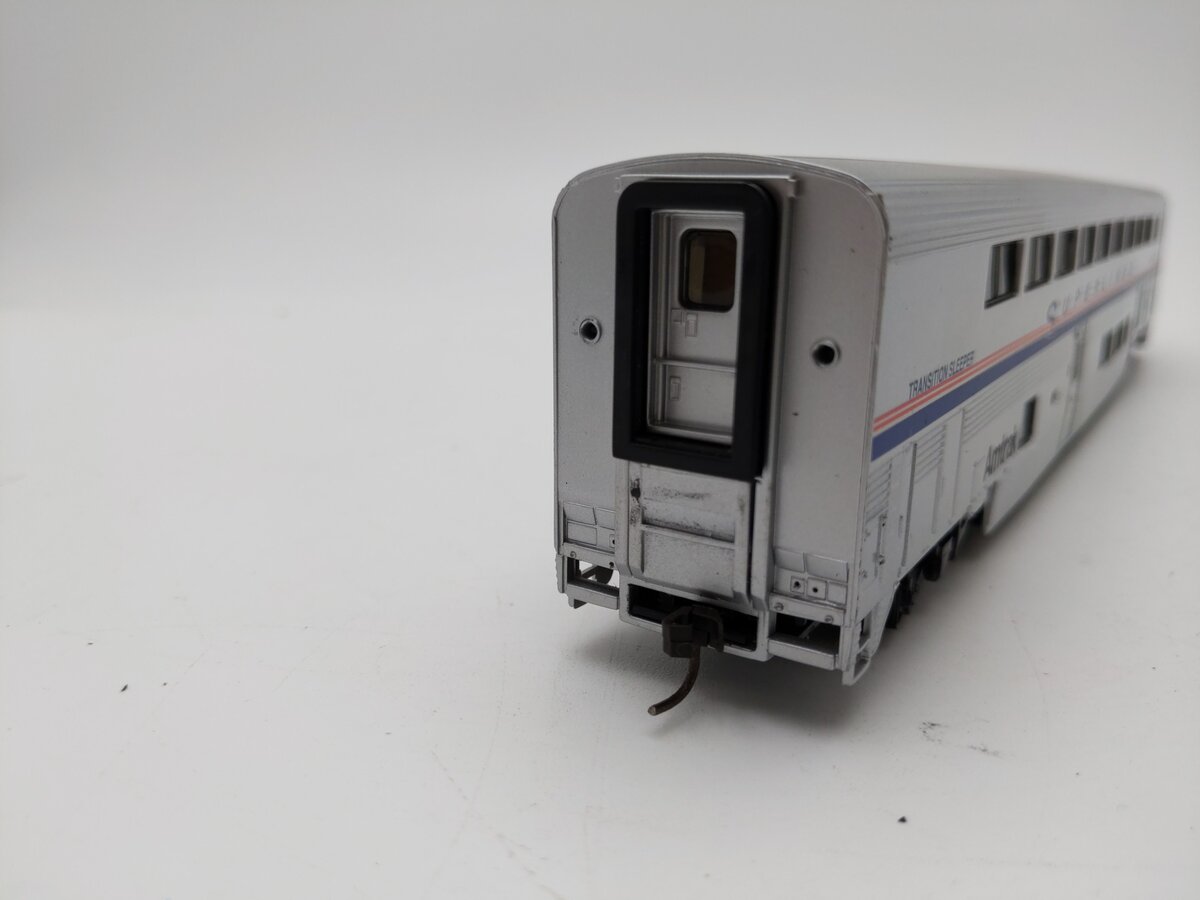Walthers 932-6141 HO Scale Amtrak 85' Superliner Phase IV Transition Sleeper Car EX/Box