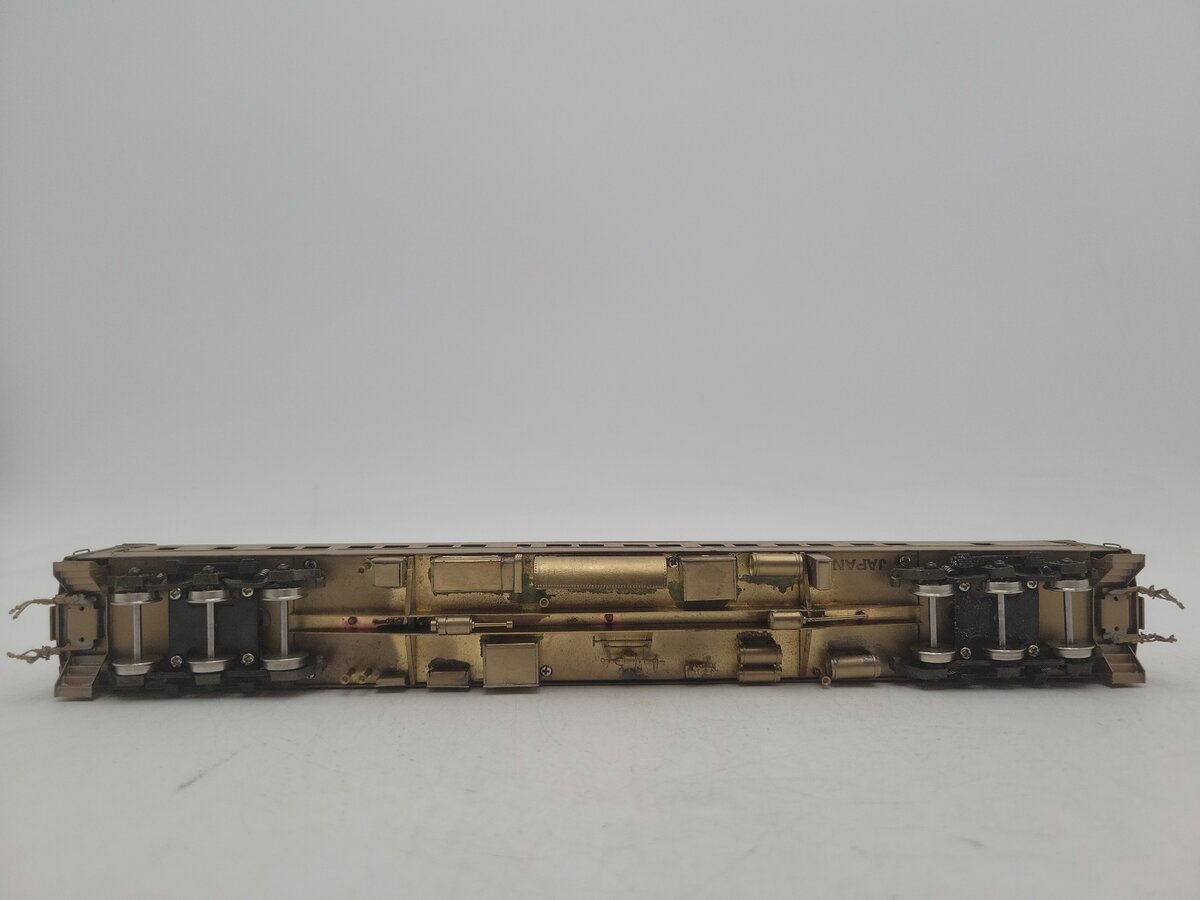 Lambert 8100 BRASS HO Scale Undecorated Coach Passenger Car VG