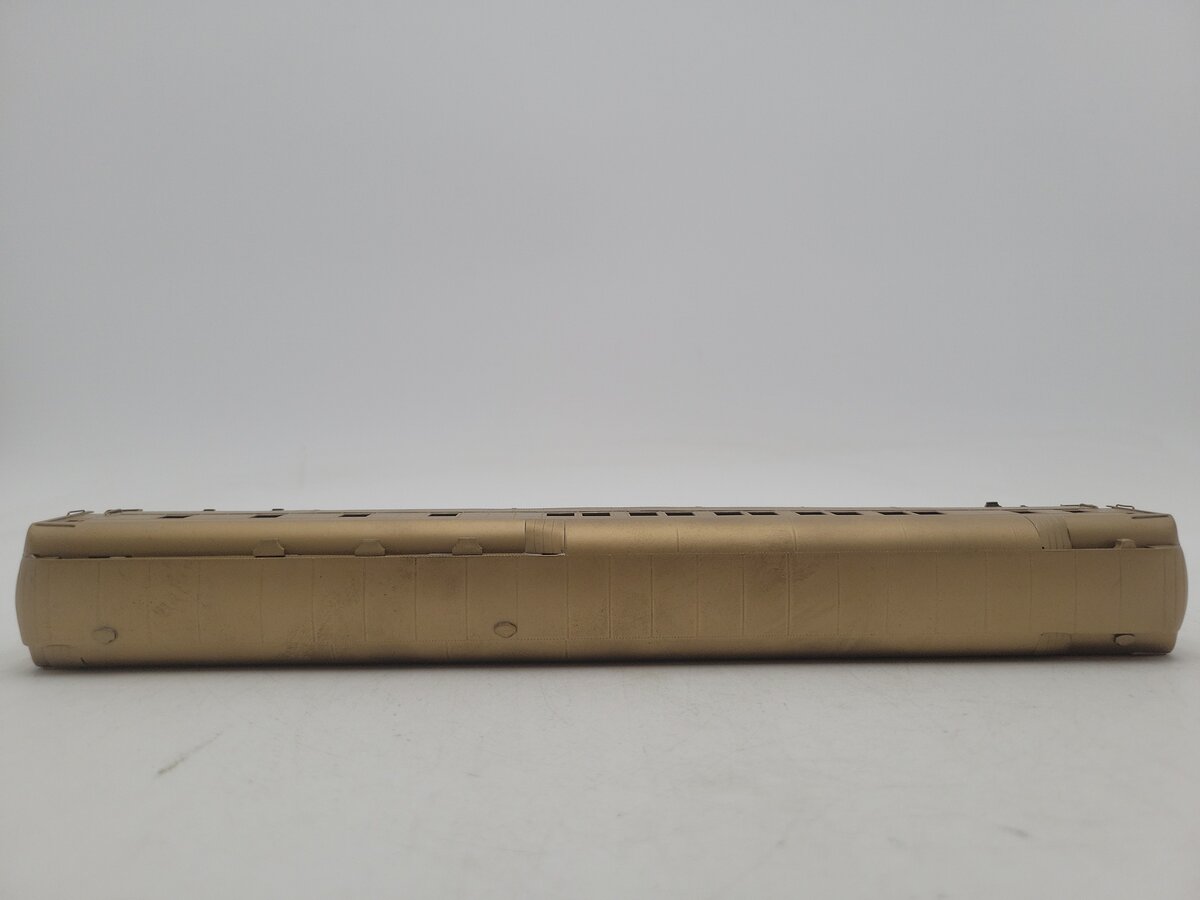 Lambert 8100 BRASS HO Scale Undecorated Coach Passenger Car VG