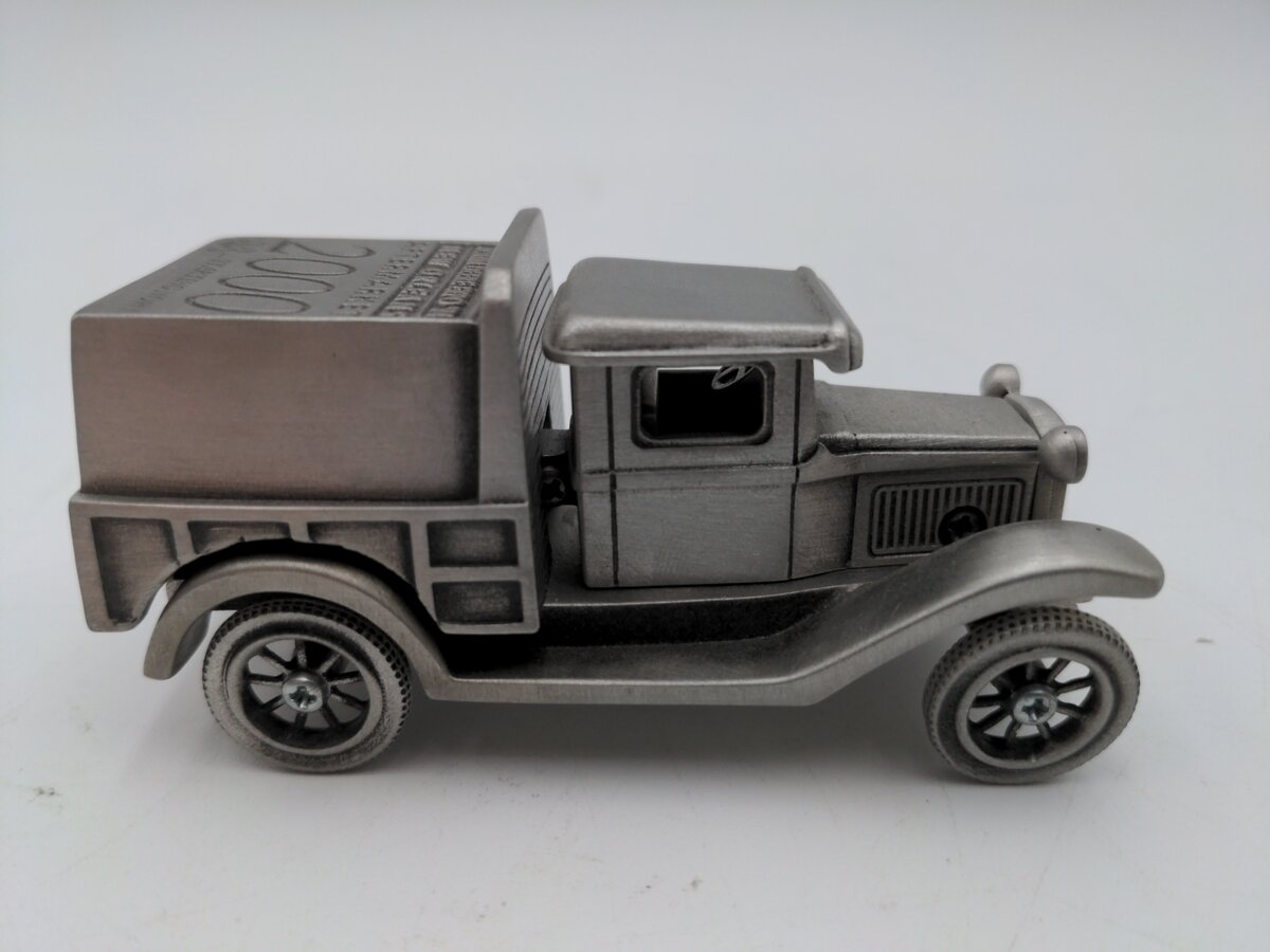 SpecCast 182 John Deere 1994 New Orleans Pewter Truck EX