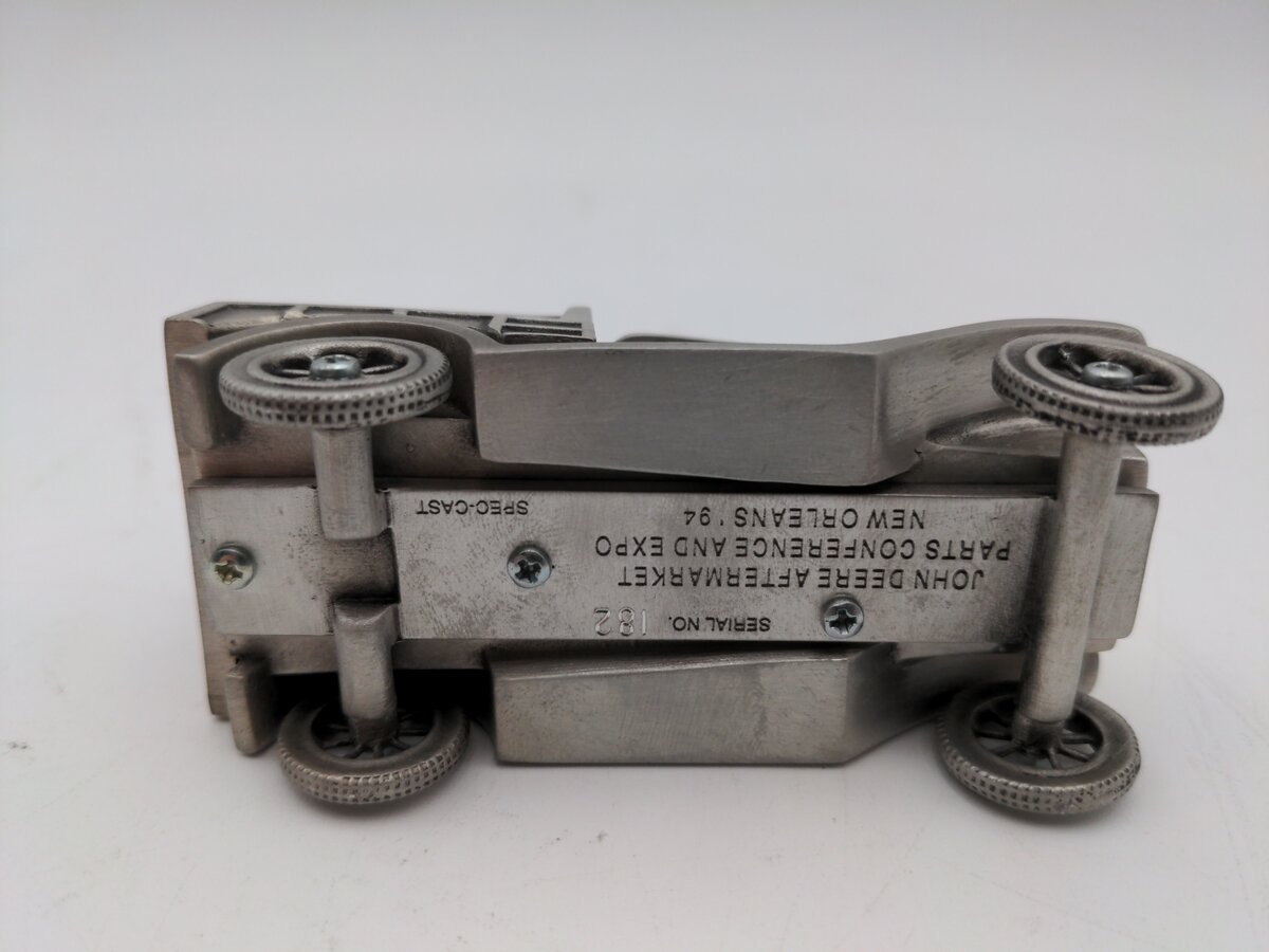 SpecCast 182 John Deere 1994 New Orleans Pewter Truck EX