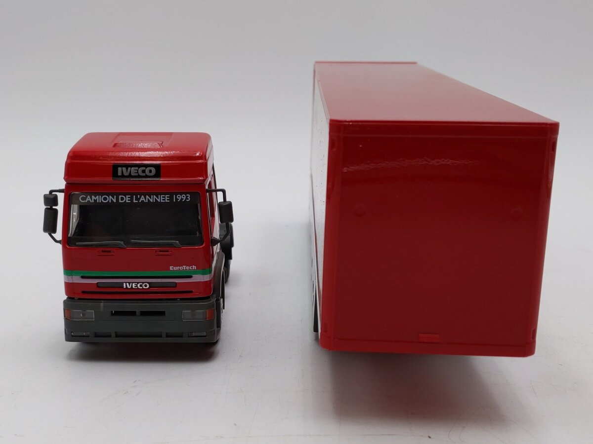 Louis Surber 1:43  Scale Iveco Scuderia Ferrari GP F1 Team Transporter EX