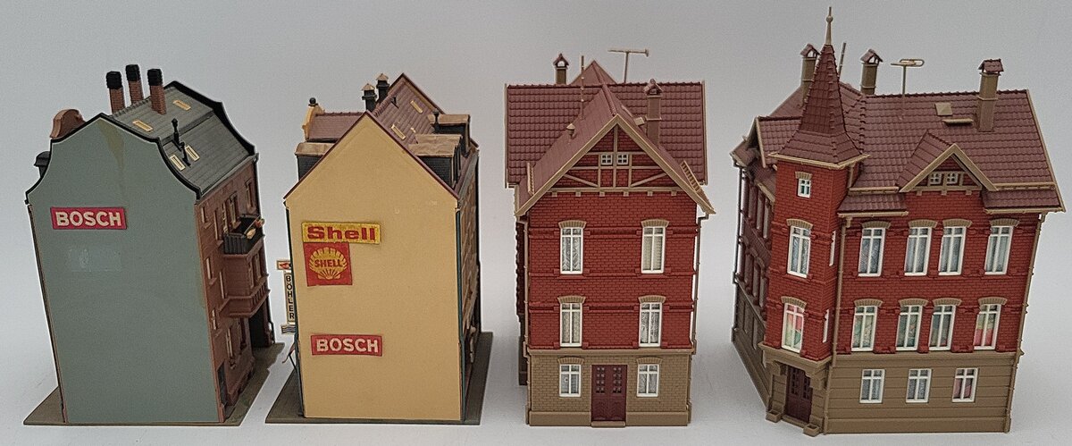 Kibri & Vollmer HO Assorted Buildings: 53452, 8352, 8354, 53504, 838, 39462 [8] EX