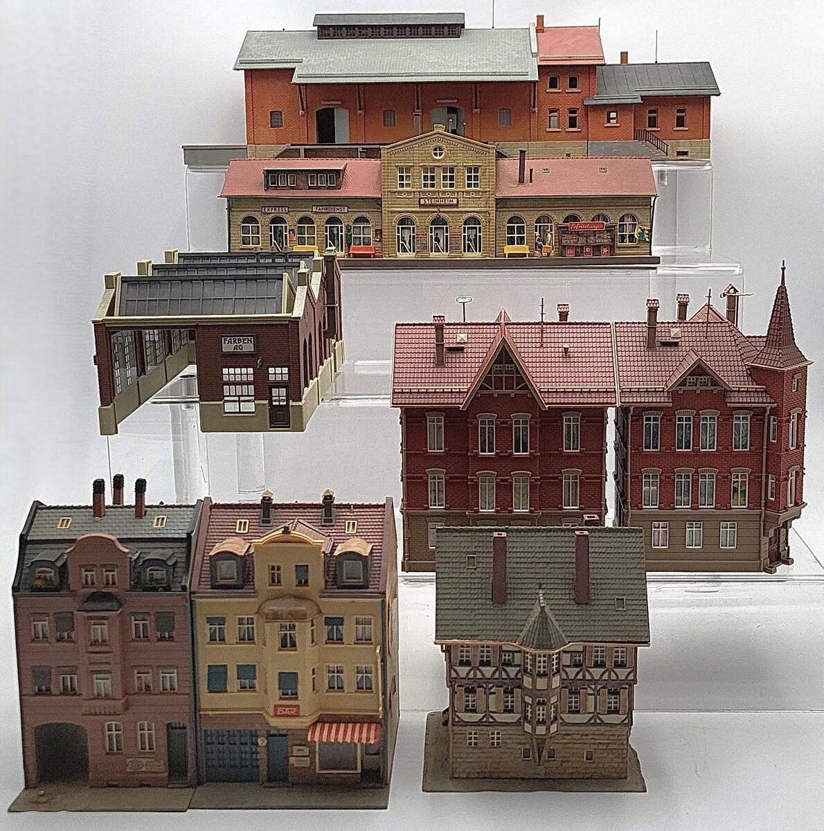 Kibri & Vollmer HO Assorted Buildings: 53452, 8352, 8354, 53504, 838, 39462 [8] EX