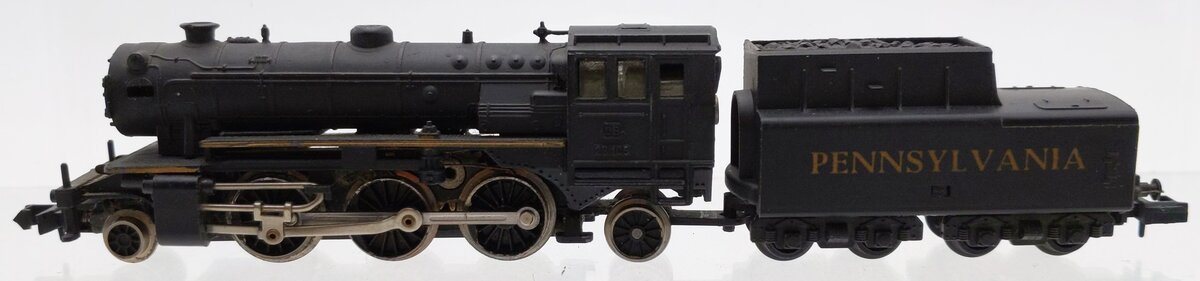 Arnold 0223 N Scale Custom Pennsylvania Steam Locomotive and Tender
