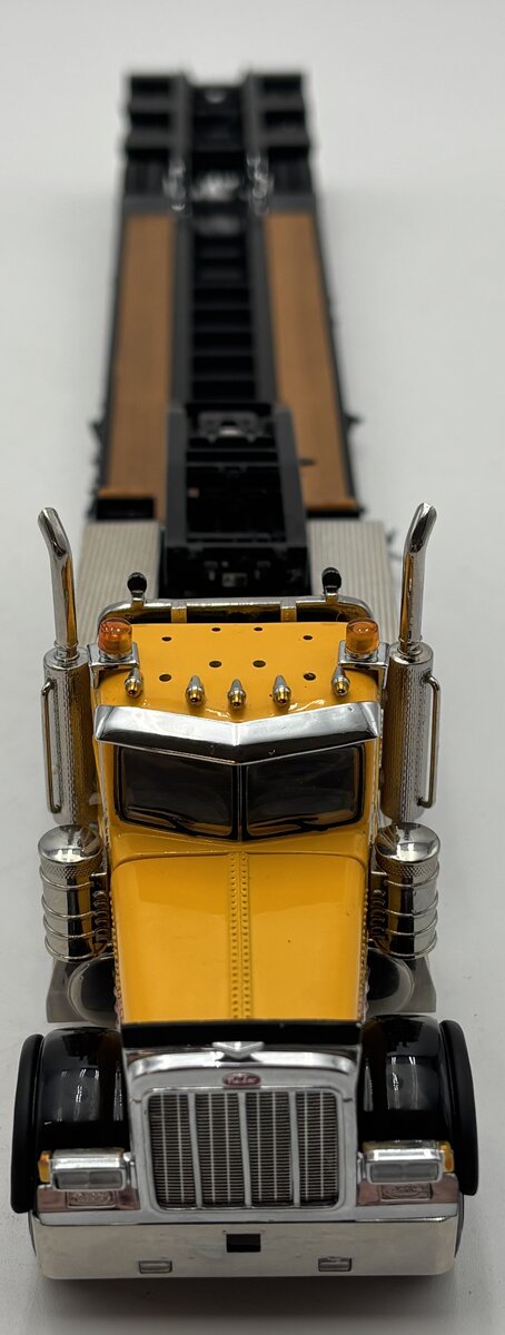 TWH Collectibles TWH010 1:50 Peterbilt 379 Tractor/Rogers CR55PL Lowboy Trailer LN/Box