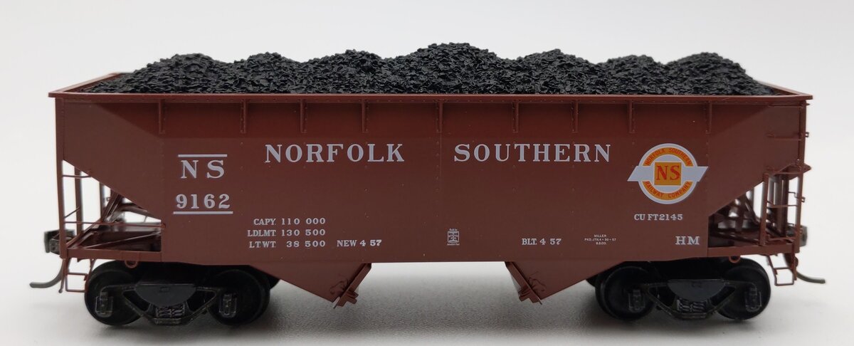 Kadee 7020 HO Norfolk Southern 50 Ton AAR 2-Bay Offset Open Hopper #9162 EX/Box