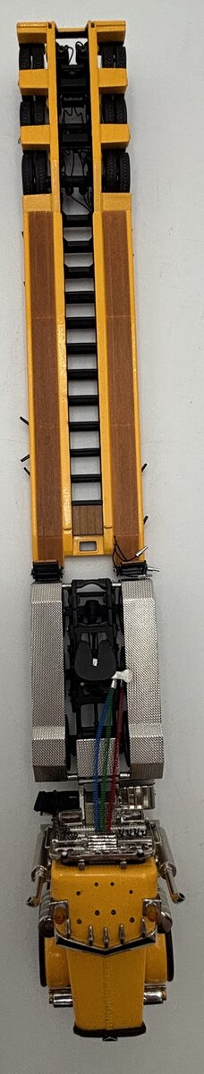 TWH Collectibles TWH010 1:50 Peterbilt 379 Tractor/Rogers CR55PL Lowboy Trailer LN/Box