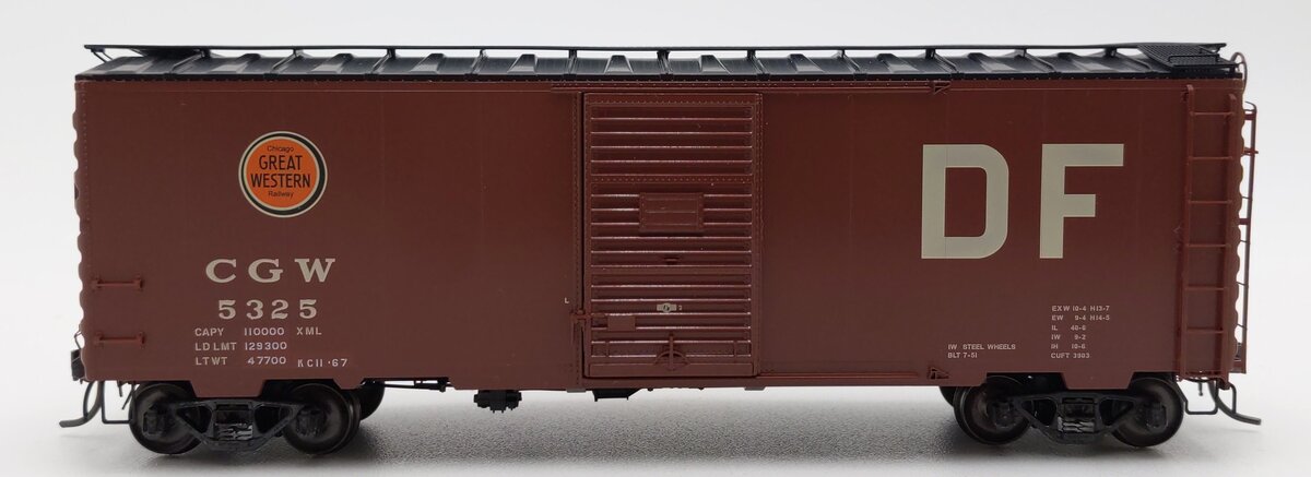 Kadee 4050 Ho Scale Chicago & North Western 40' PS-1 Boxcar #5325 EX/Box