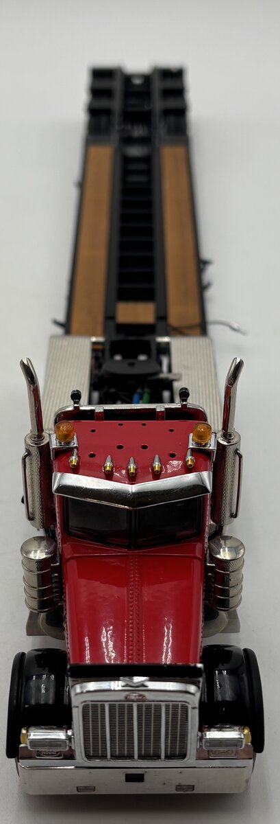 TWH Collectibles TWH010 1:50 Peterbilt 379 Tractor/Rogers CR55PL Lowboy Trailer LN/Box