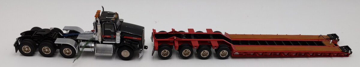 WSI Models 1:50 Scale Kenworth T800 Tractor w/Mammoet Lowloader VG