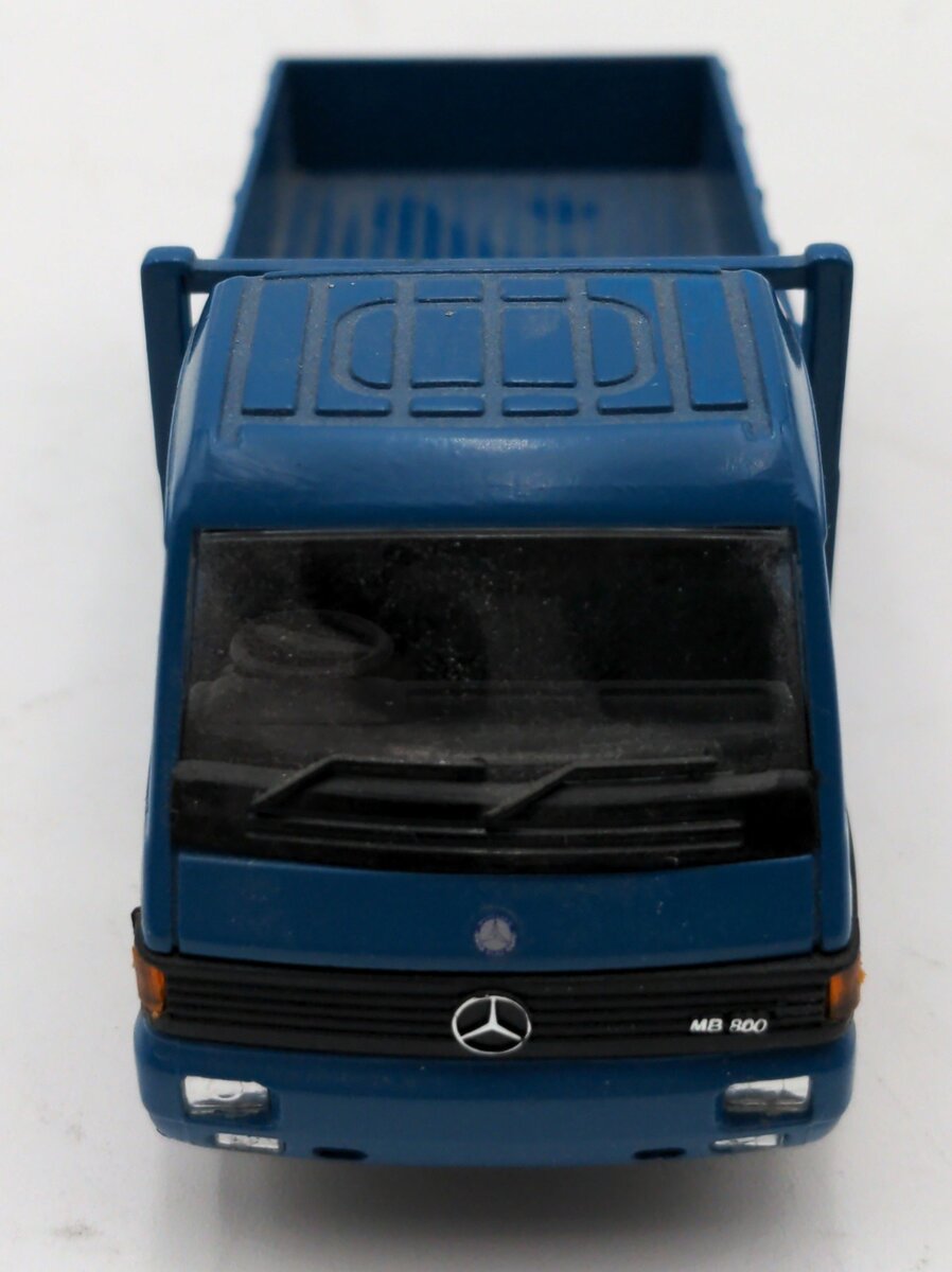 NZG 445 1:43 Scale Diecast Mercedes-Benz MB 800 LKW Flat Bed Truck LN/Box