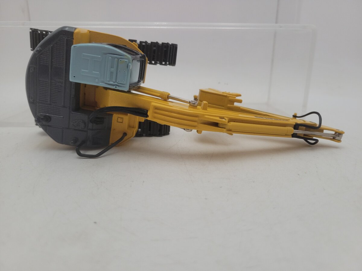 Komatsu 228US 1:43 Scale Yellow Galeo Excavator Diecast Model EX/Box
