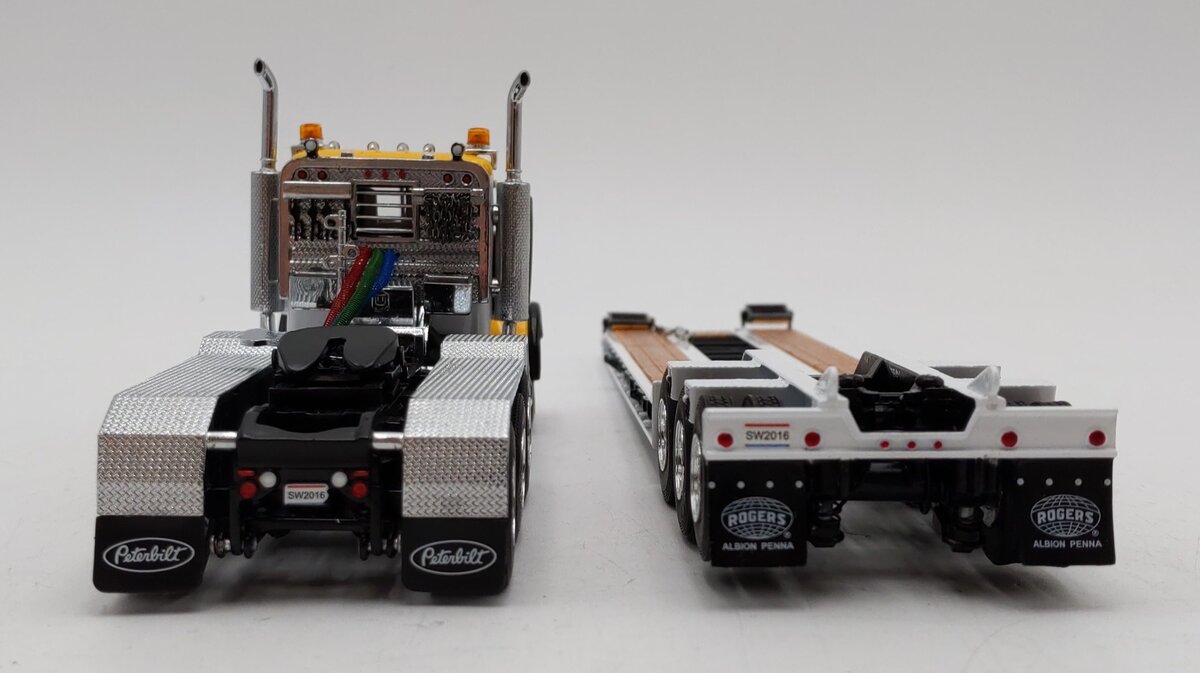 Sword Models 1:50 Scale Peterbilt 379 truck w/Rogers Lowboy VG