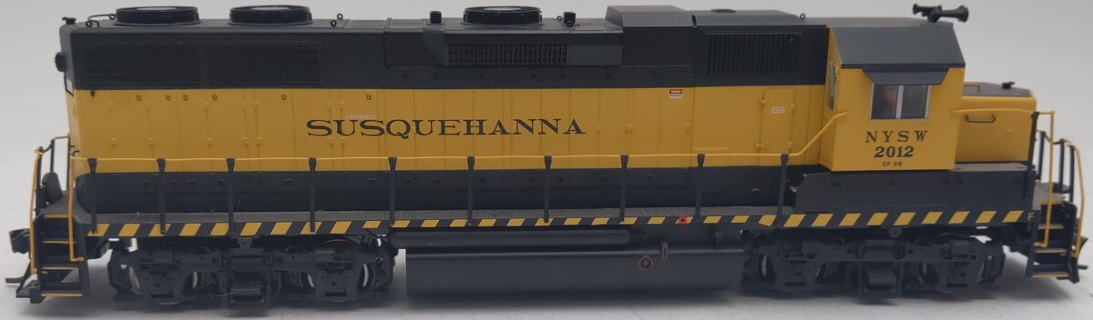 Atlas 9126 HO Scale NYSW GP-38 Low Nose Locomotive #2012 EX/Box