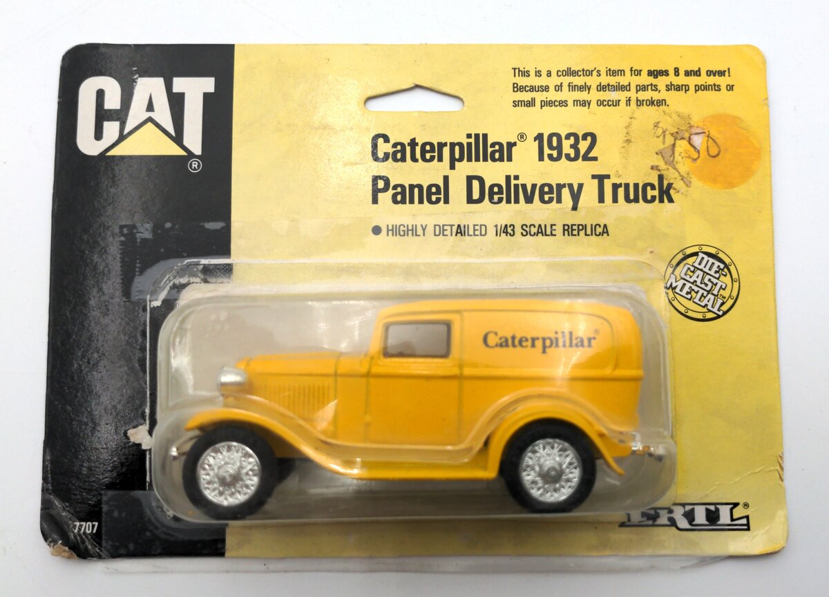 Ertl 7707 1:43 Scale Diecast CAT 1932 Panel Delivery Truck LN/Box