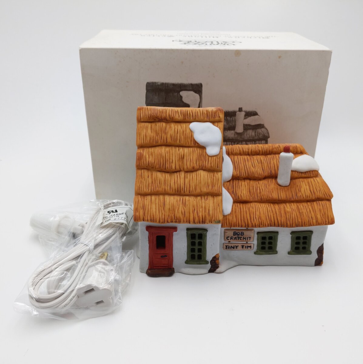 Dept 56 6500-5 Dickens Village Series: The Cottage of Bob Cratchit & Tiny Tim EX/Box