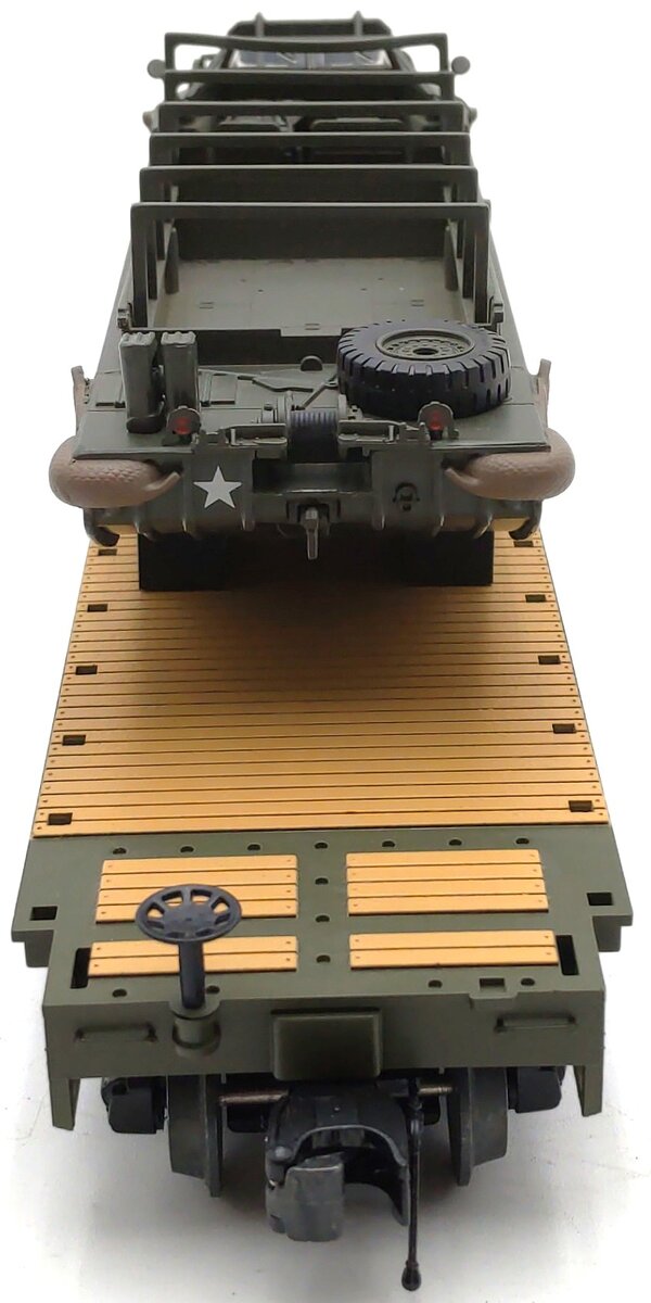 MTH 20-92215 O Scale U.S. Army Premier Flatcar w/GMC DUKW 353 LN