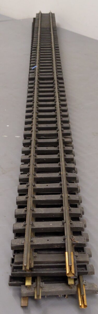 Aristo-Craft 11098 Euro Brass 5' Straight Track Sections (5)