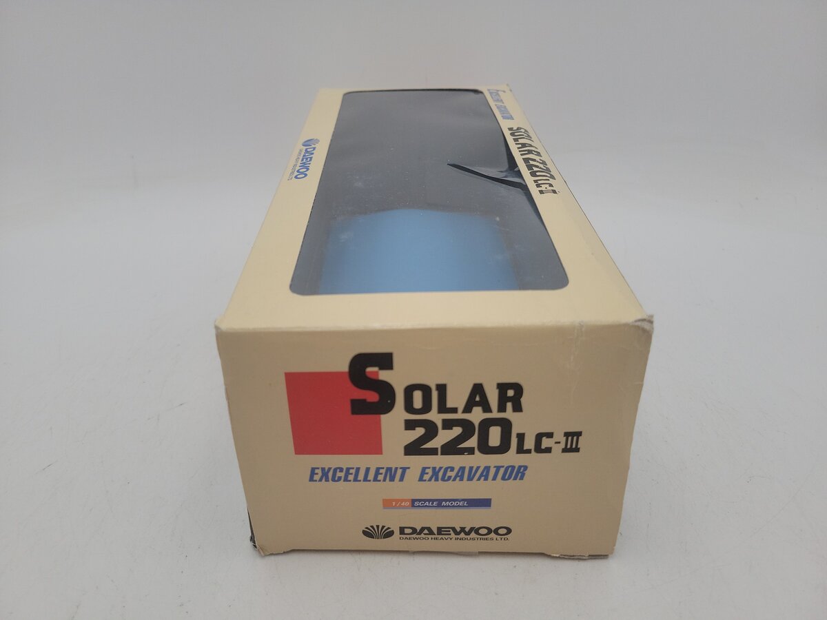 Daewoo 220 1:40 Scale Solar 220LC-III Excavator Diecast Model EX/Box
