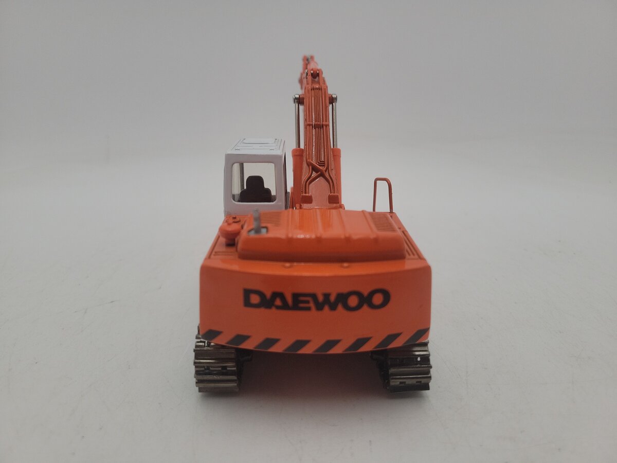 Daewoo 220 1:40 Scale Solar 220LC-III Excavator Diecast Model EX/Box