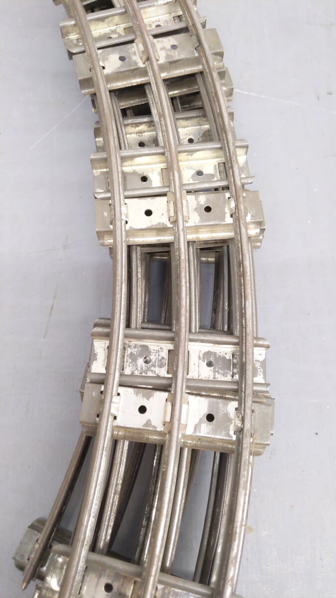 American Flyer Vintage Std. Gauge Straight & Curved Track Sections [37]