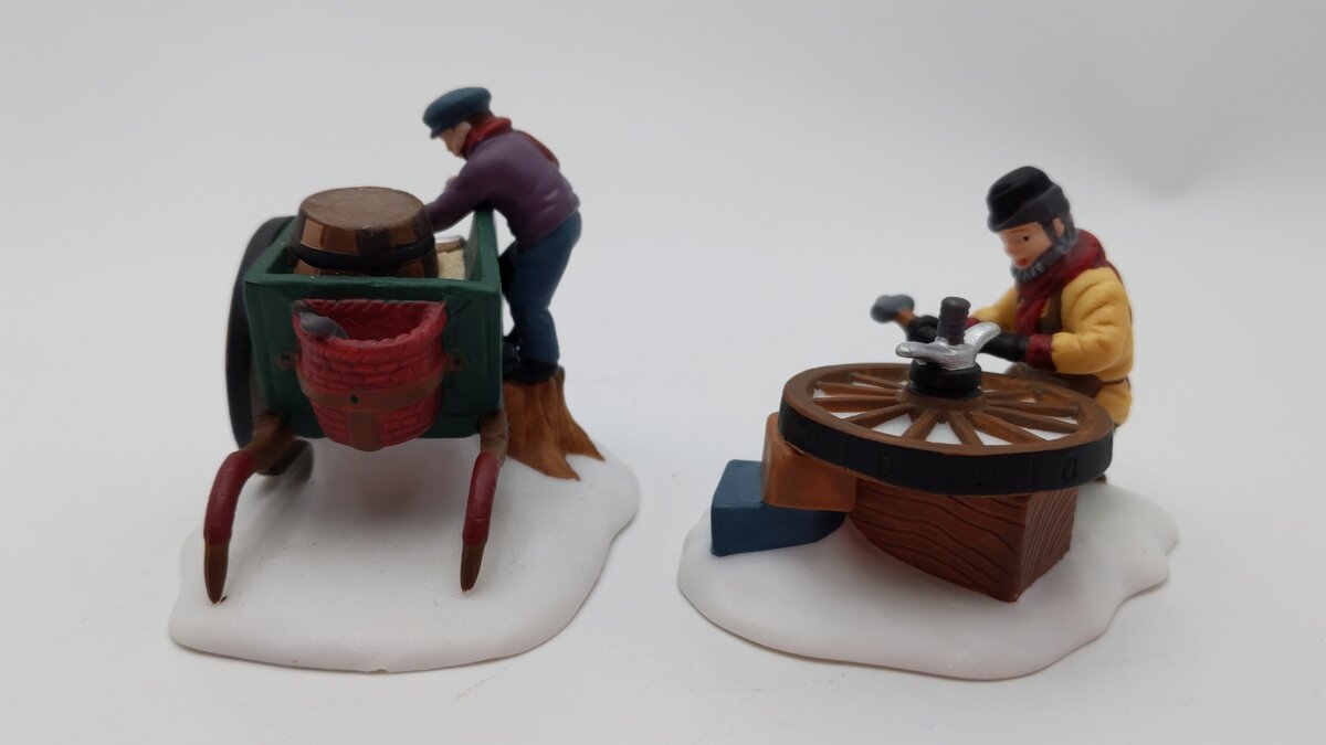 Dept 56 5818-1 Heritage Village Collection C. Bradford, Wheelwright, & Son Figs. LN/Box